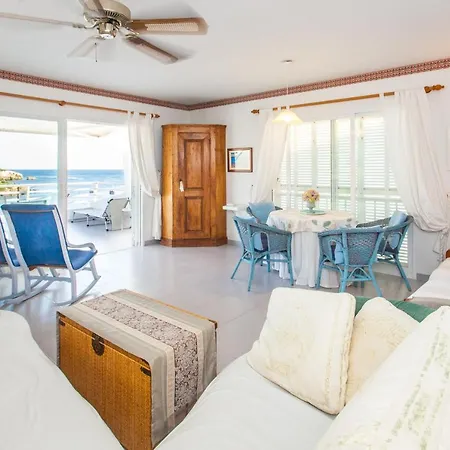 Spectacular Views Beside The Beach. Portocolom Apartment Portocolom (Mallorca)