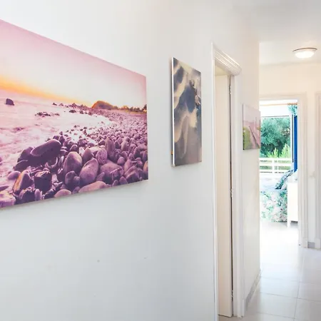 Spectacular Views Beside The Beach. Portocolom Appartamento